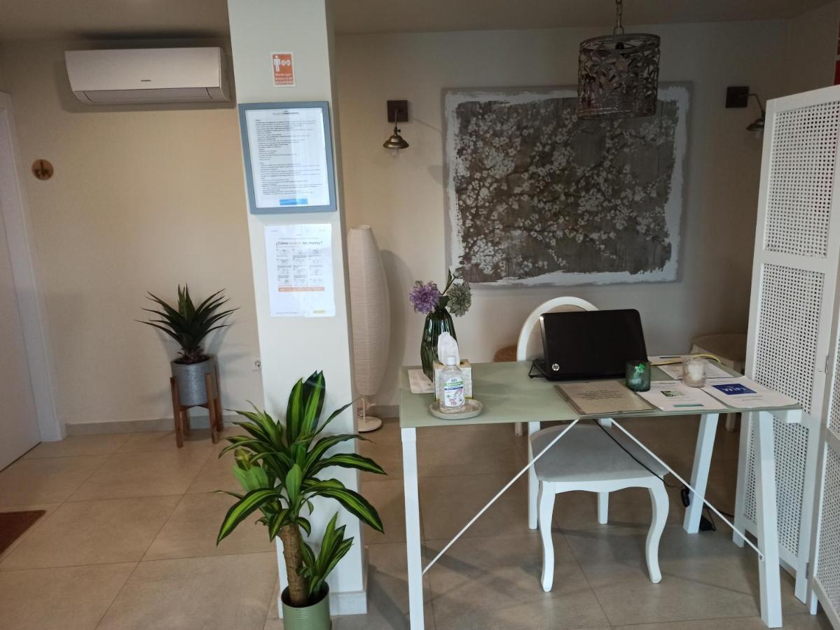 Punta Carnero Hostal アルヘシラス エクステリア 写真