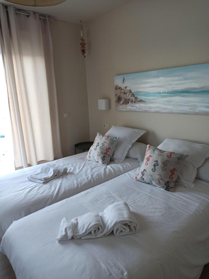 Punta Carnero Hostal アルヘシラス エクステリア 写真