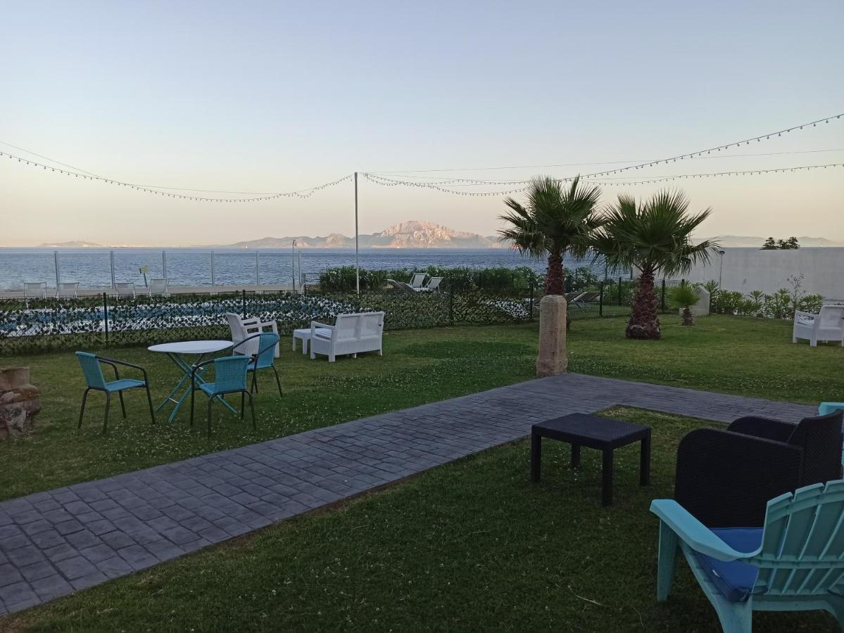 Punta Carnero Hostal アルヘシラス エクステリア 写真