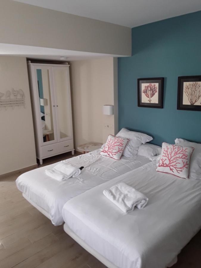 Punta Carnero Hostal アルヘシラス エクステリア 写真