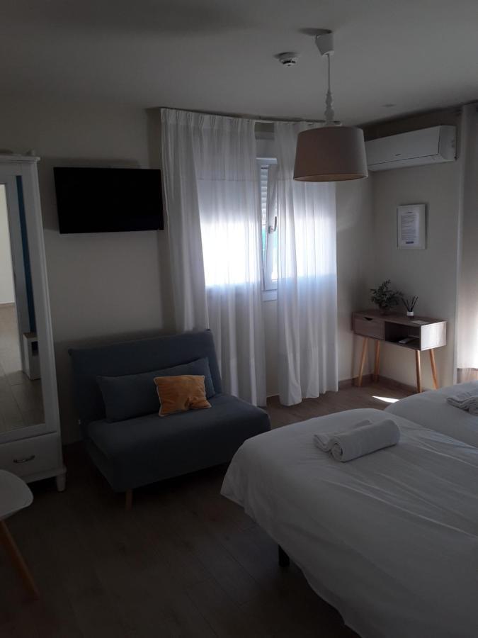 Punta Carnero Hostal アルヘシラス エクステリア 写真