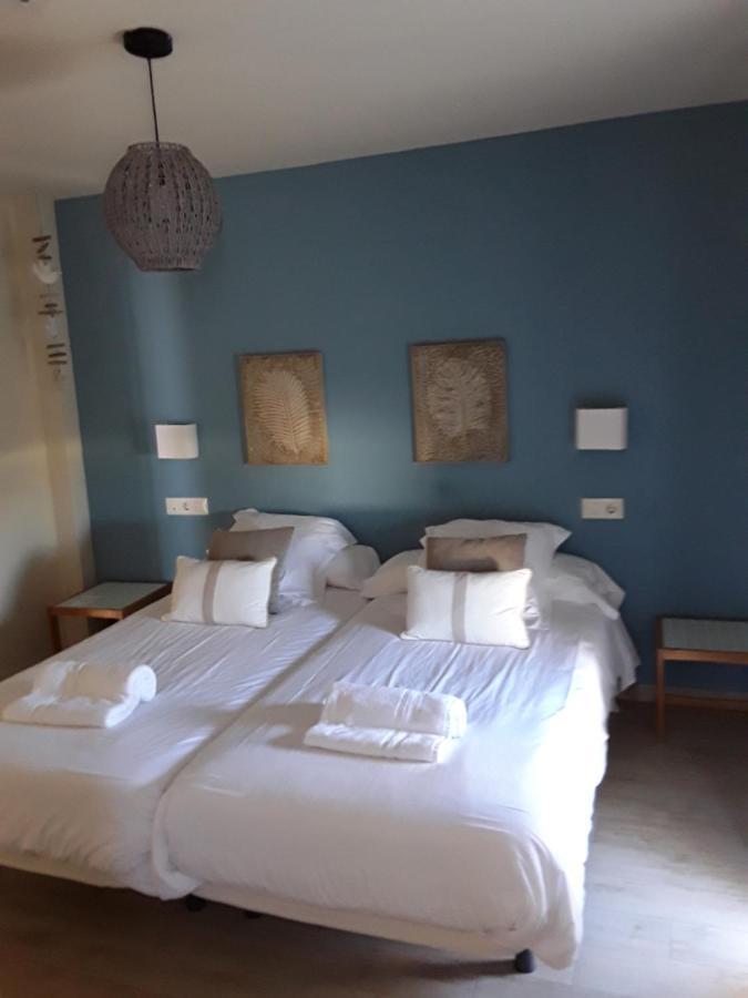 Punta Carnero Hostal アルヘシラス エクステリア 写真