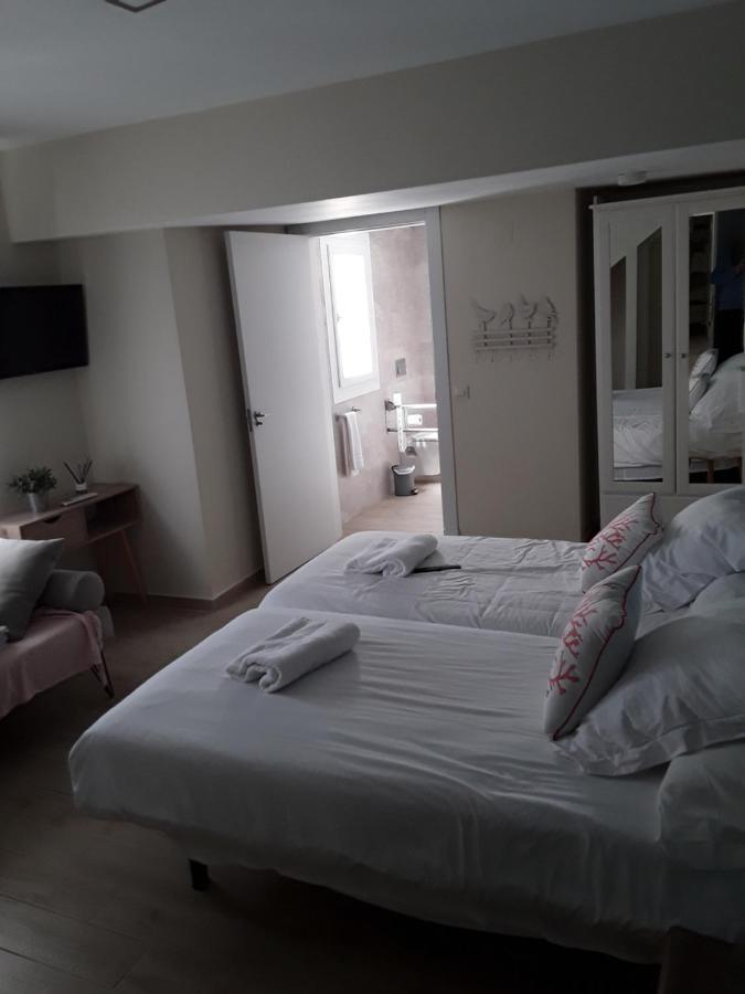 Punta Carnero Hostal アルヘシラス エクステリア 写真