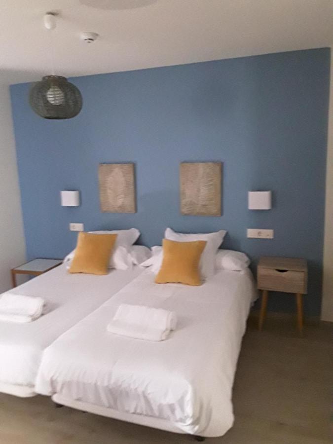 Punta Carnero Hostal アルヘシラス エクステリア 写真