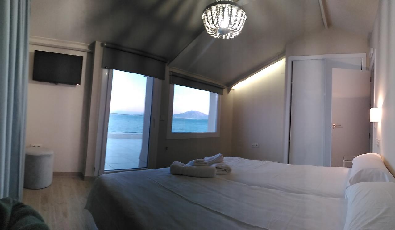 Punta Carnero Hostal アルヘシラス エクステリア 写真