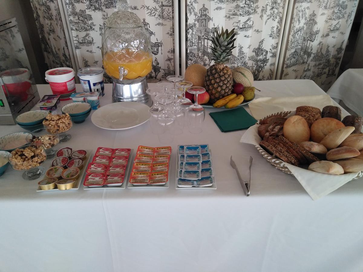 Punta Carnero Hostal アルヘシラス エクステリア 写真